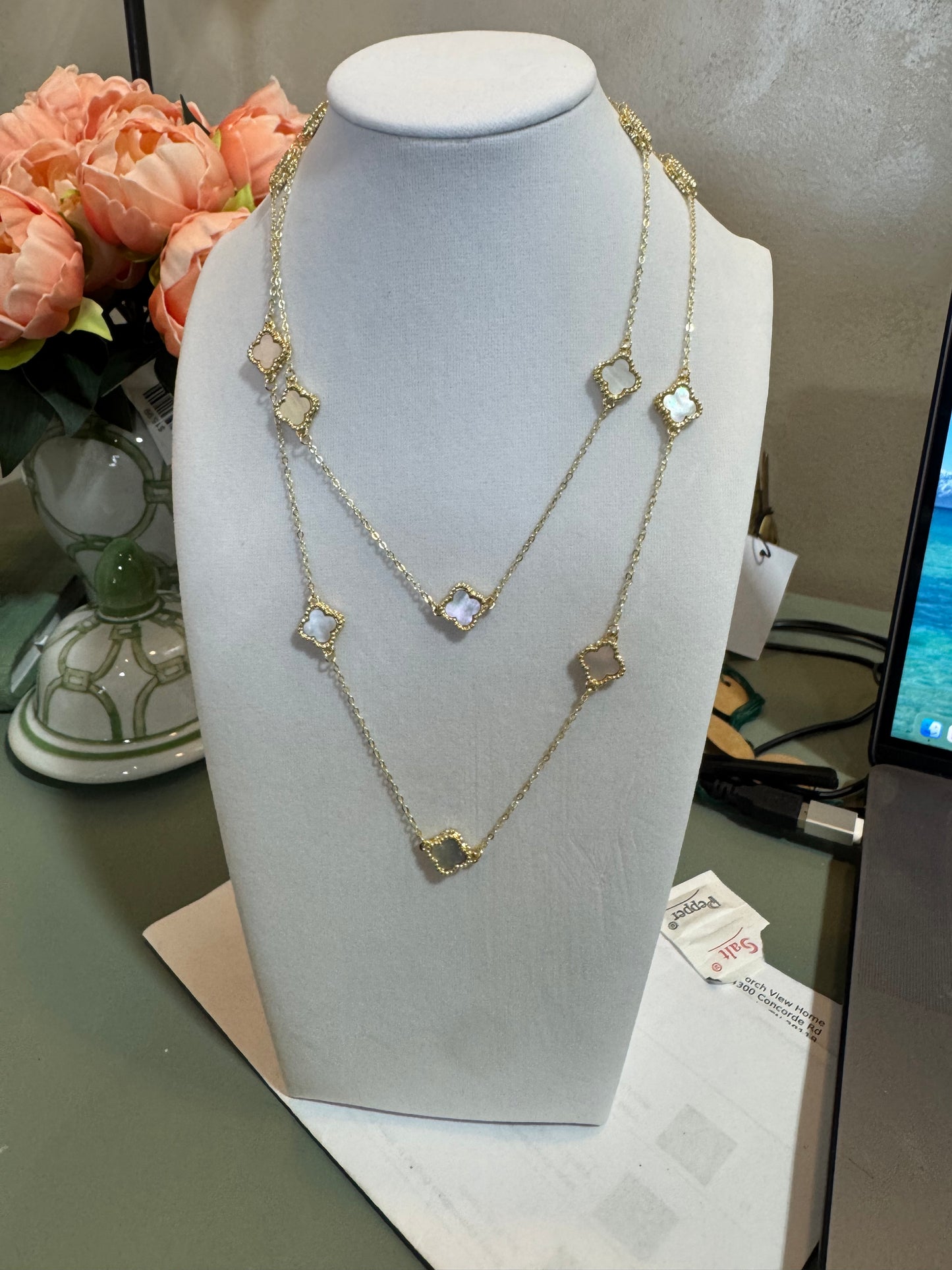 36" Pearl Clover Necklace