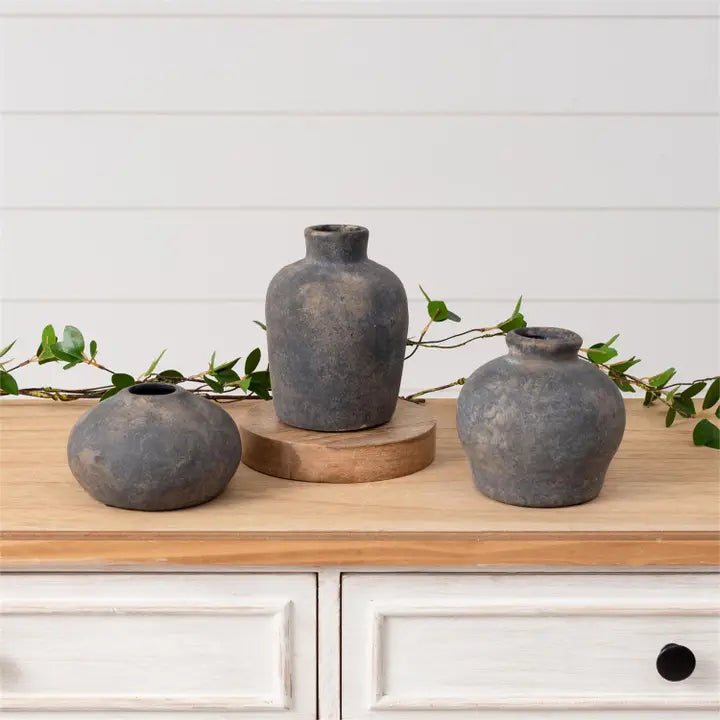 Black Distress Bud Vase-Short & Round