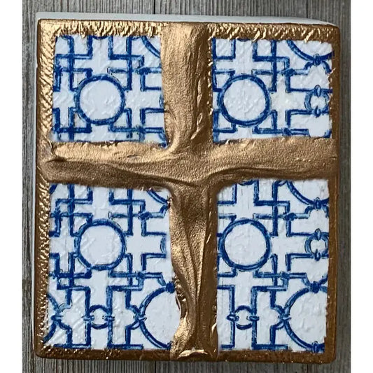 4x4 Decoupage Cross