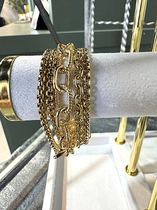 Gold Layered Bracelet w/Oval Chain Link