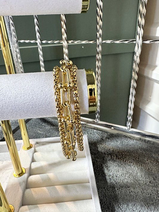 Gold Layered Bracelet w/Rectangle Chain Links