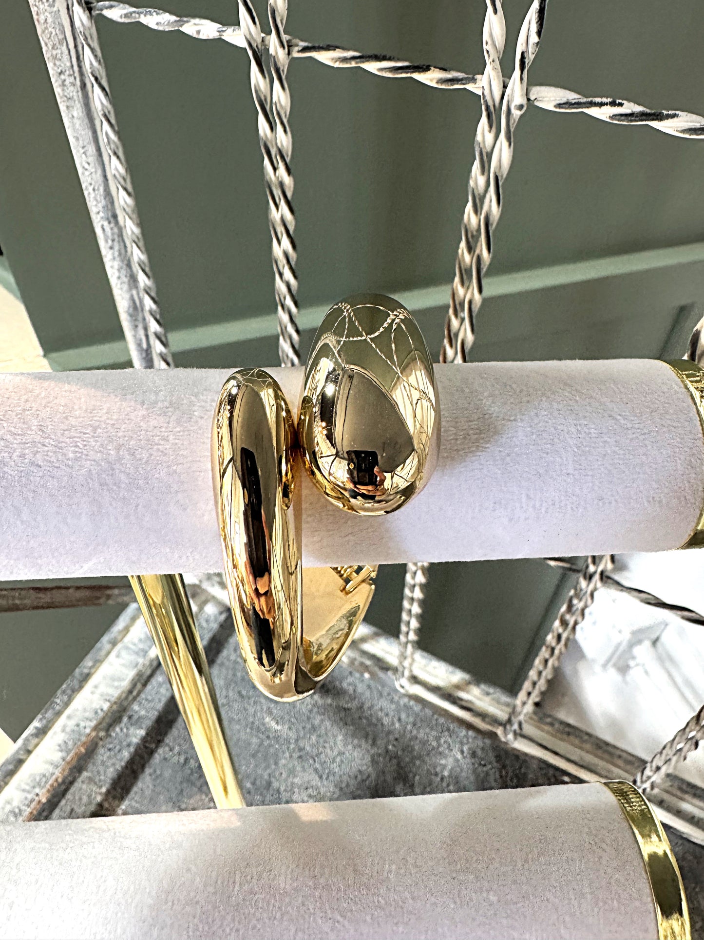 Gold Twist Bracelet