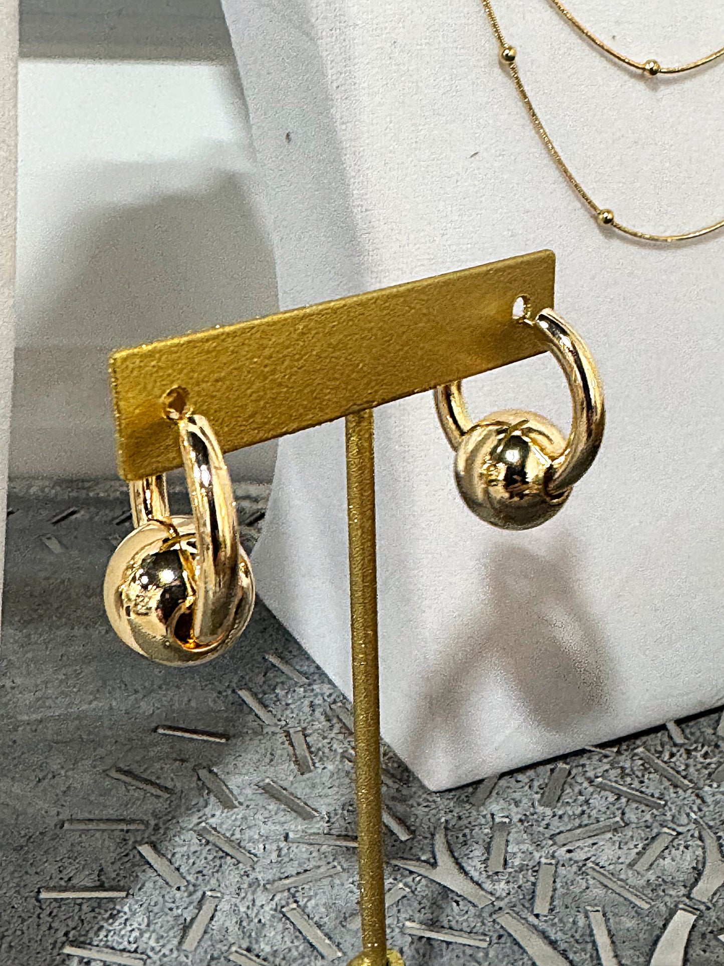 Gold Earrings w/Gold Ball