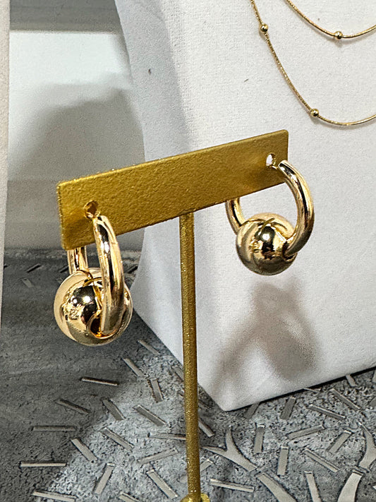 Gold Earrings w/Gold Ball